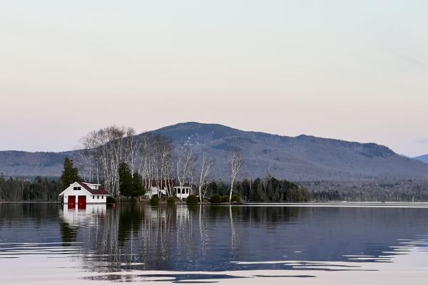 Home on Oseetah Lake